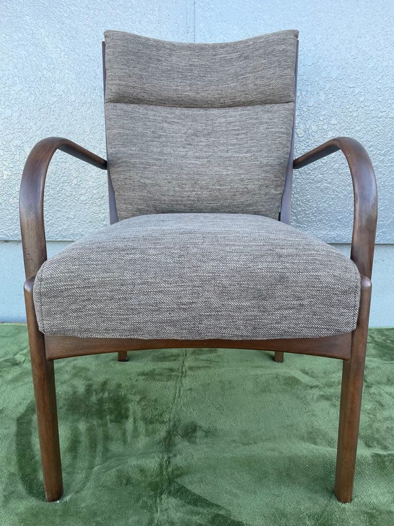 美品　ニトリ Nコレクション C-27M 肘付き　ダイニングチェア