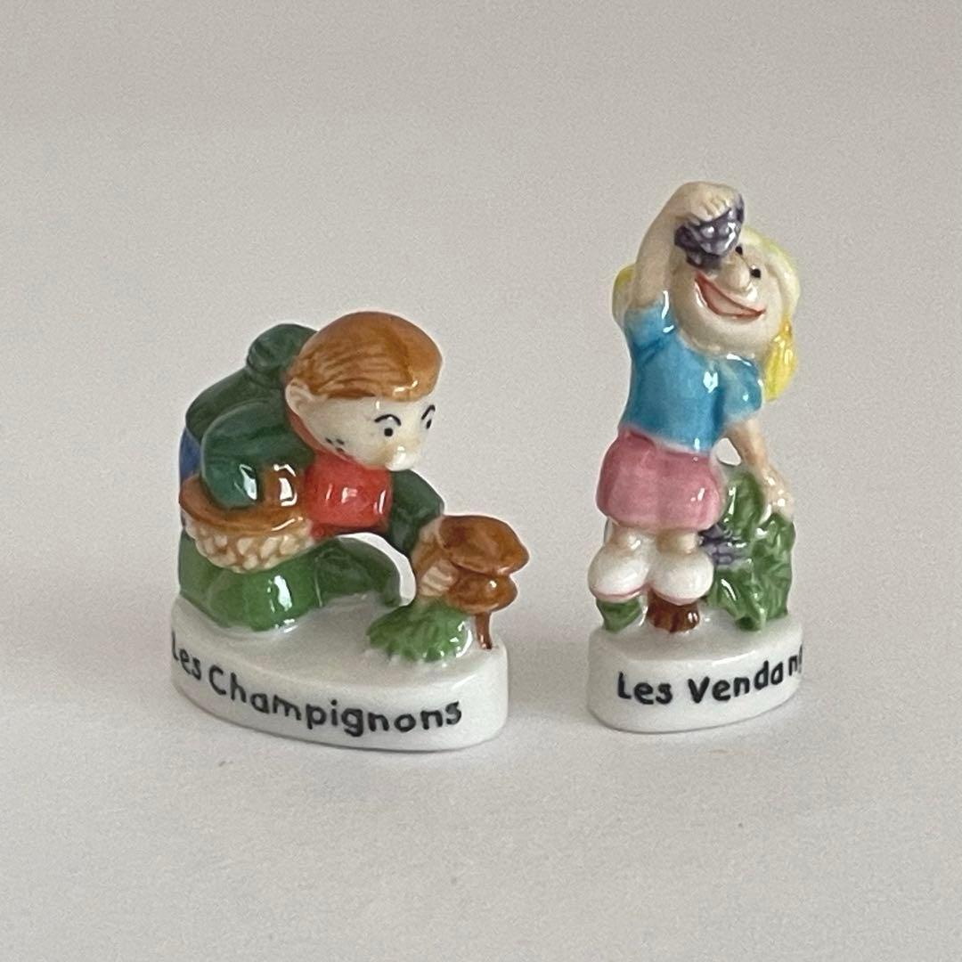 子供達の12ヶ月　フェーブ　ヴィンテージ　フランス　陶器　ミニチュア　置物