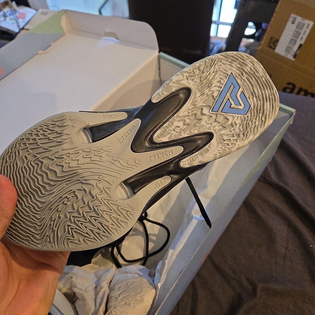 (美品) Nike Zoom Freak 4 28.0cm ※1度だけ着用