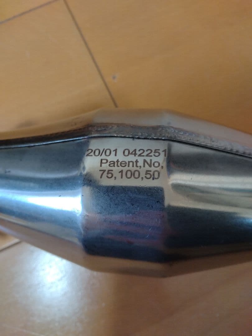 dトラッカー メガボム