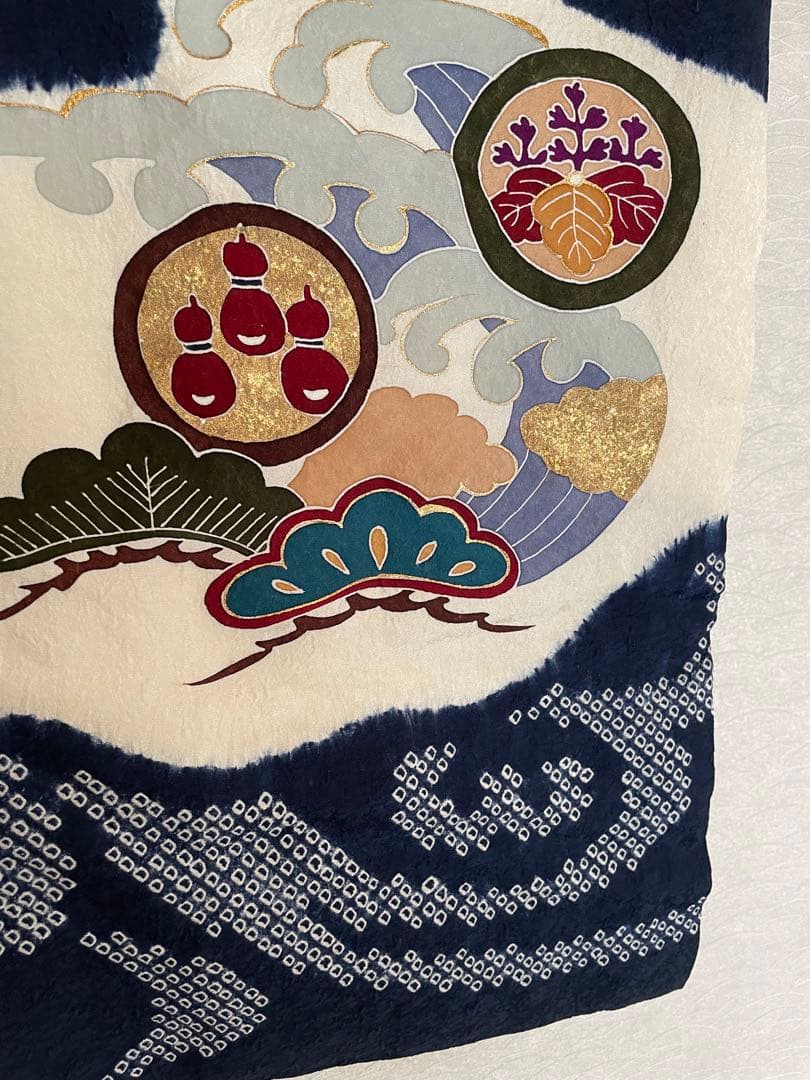 美品　絹　男の子　七五三用 お宮参り　結婚式　紺色の宝船と波模様と兜の刺繍　着物