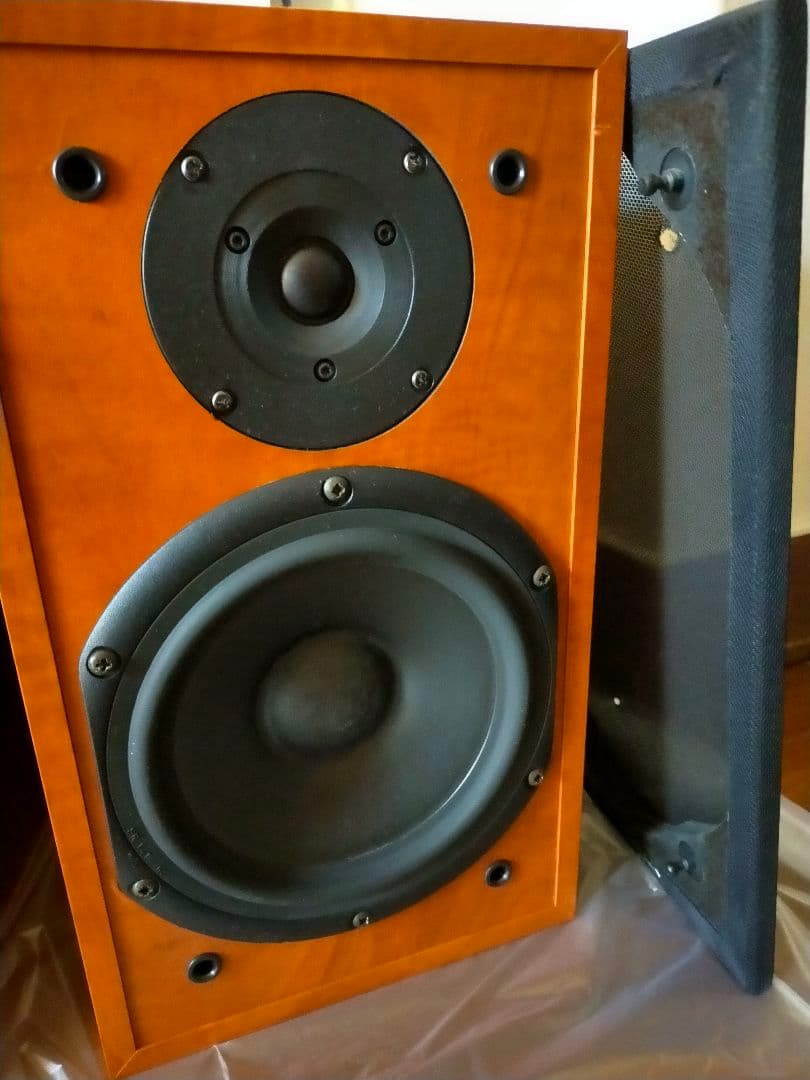 QLN 601 スウェーデン製 スピーカー