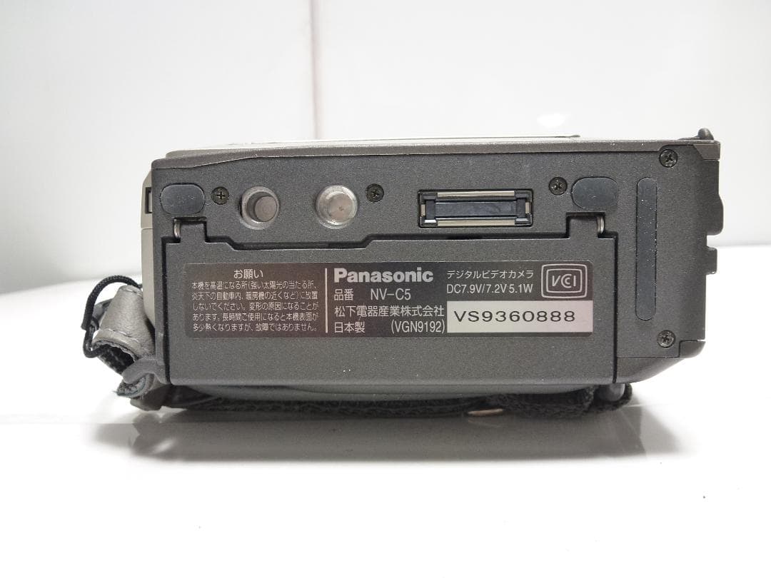 希少　動作品　美品Mini DV　パナソニックビデオカメラ　NV-C5　大人気