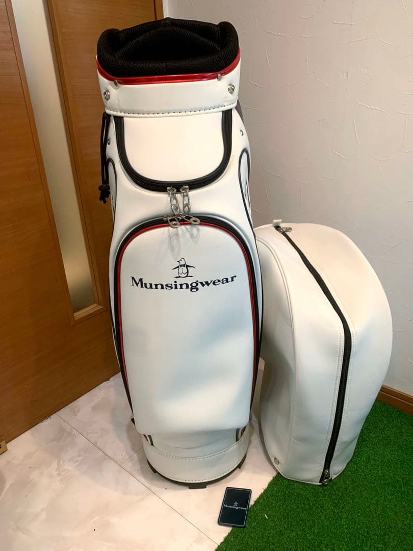 ほぼ未使用　マンシング　キャディバッグ　ハイグレードモデル　軽量　ユニセックス