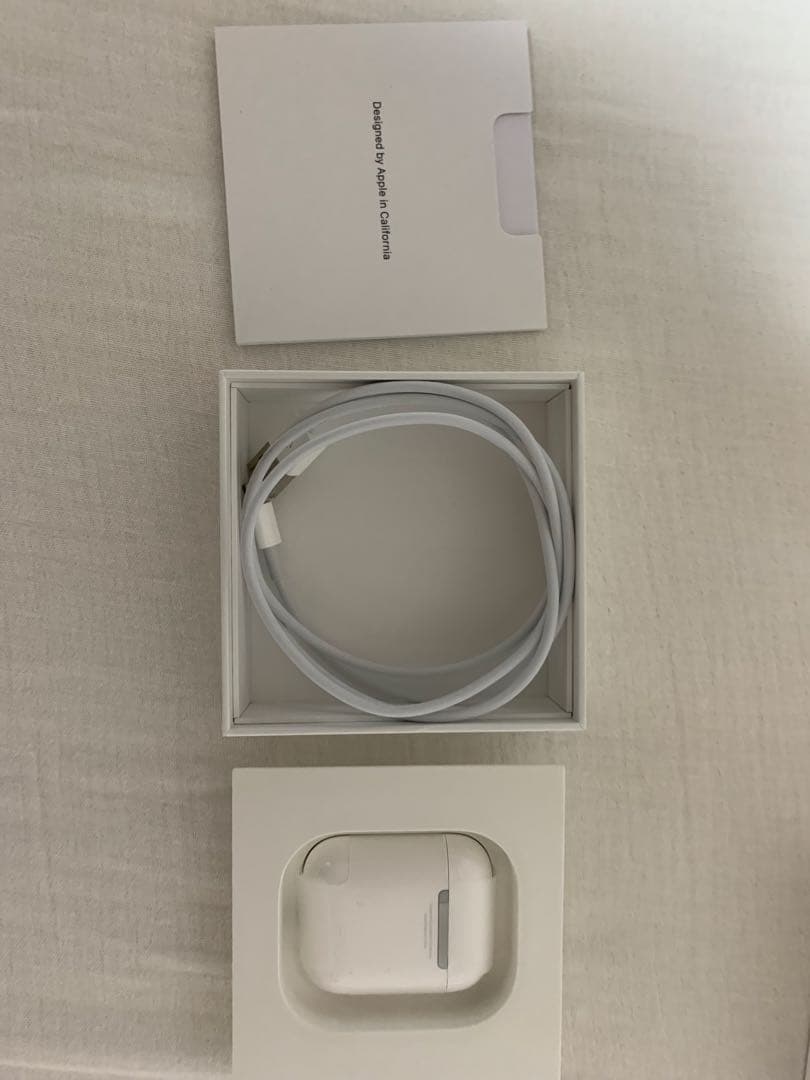 AirPods 本体 充電ケース付き