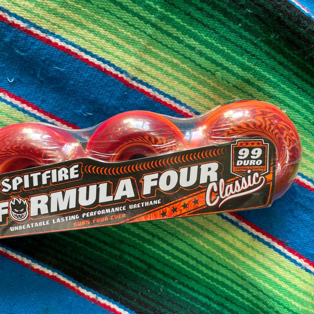 Spitfireフォーマル4クラシック56mm99a ウィール 定価¥9,130