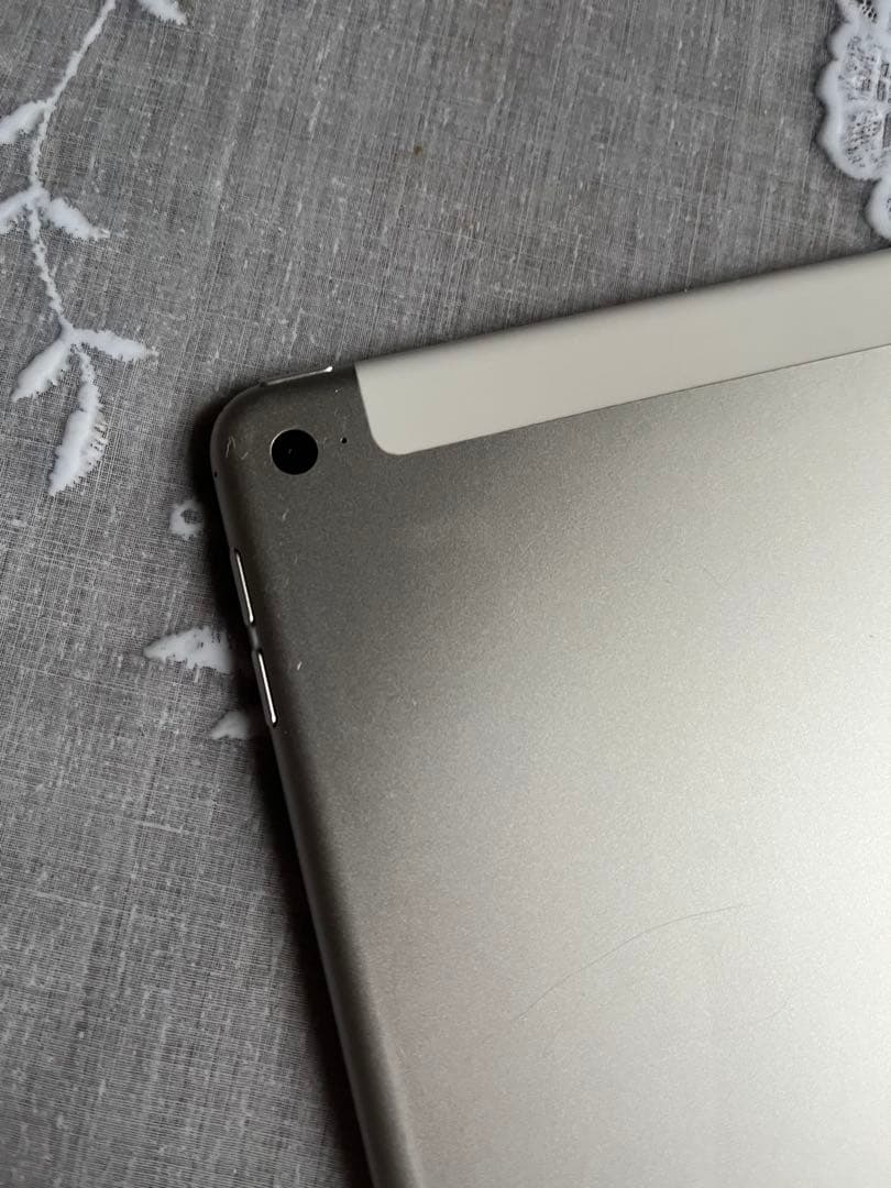 Apple iPad2 128Gシルバー 本体