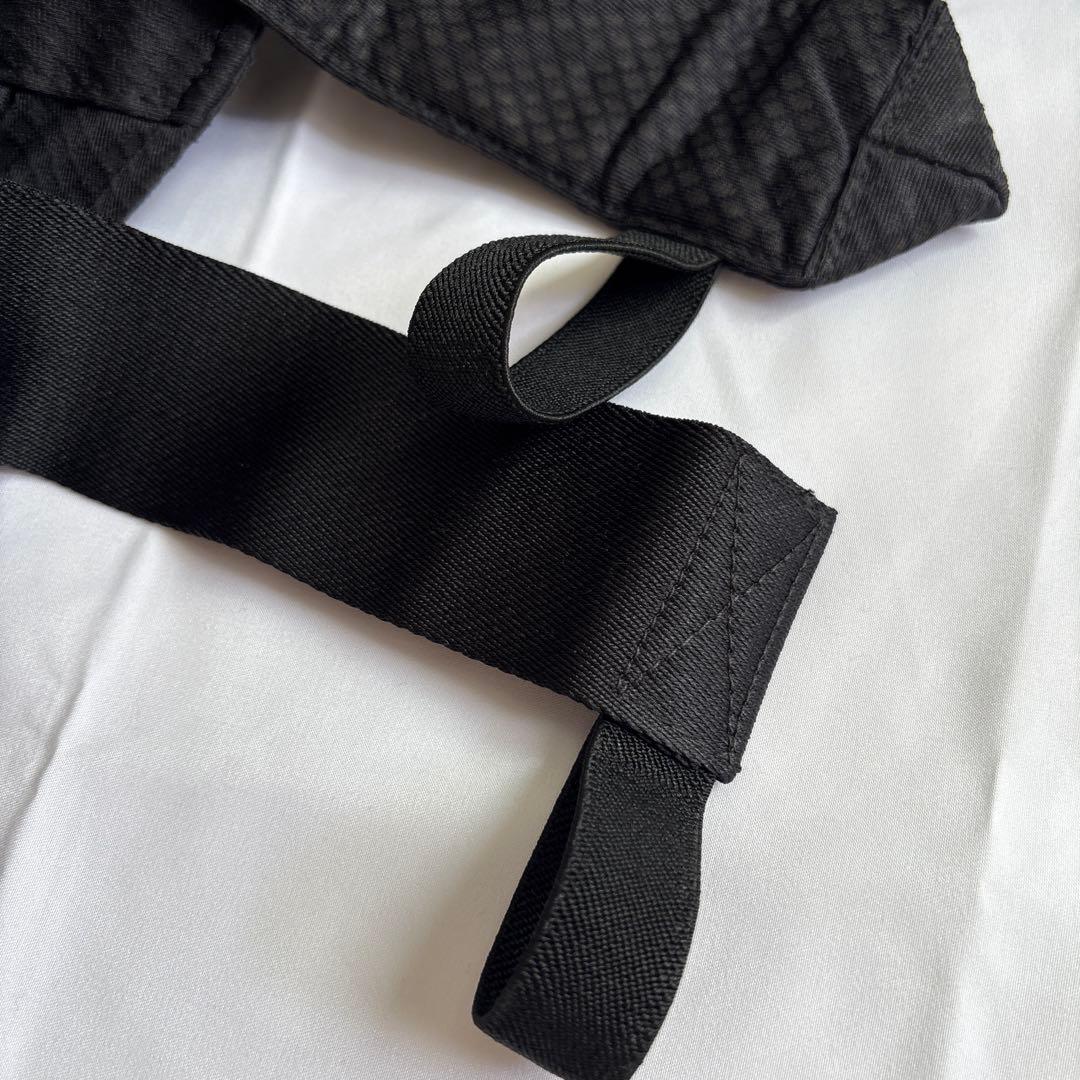 ヌナ　カドルクリック　抱っこ紐　ナイト