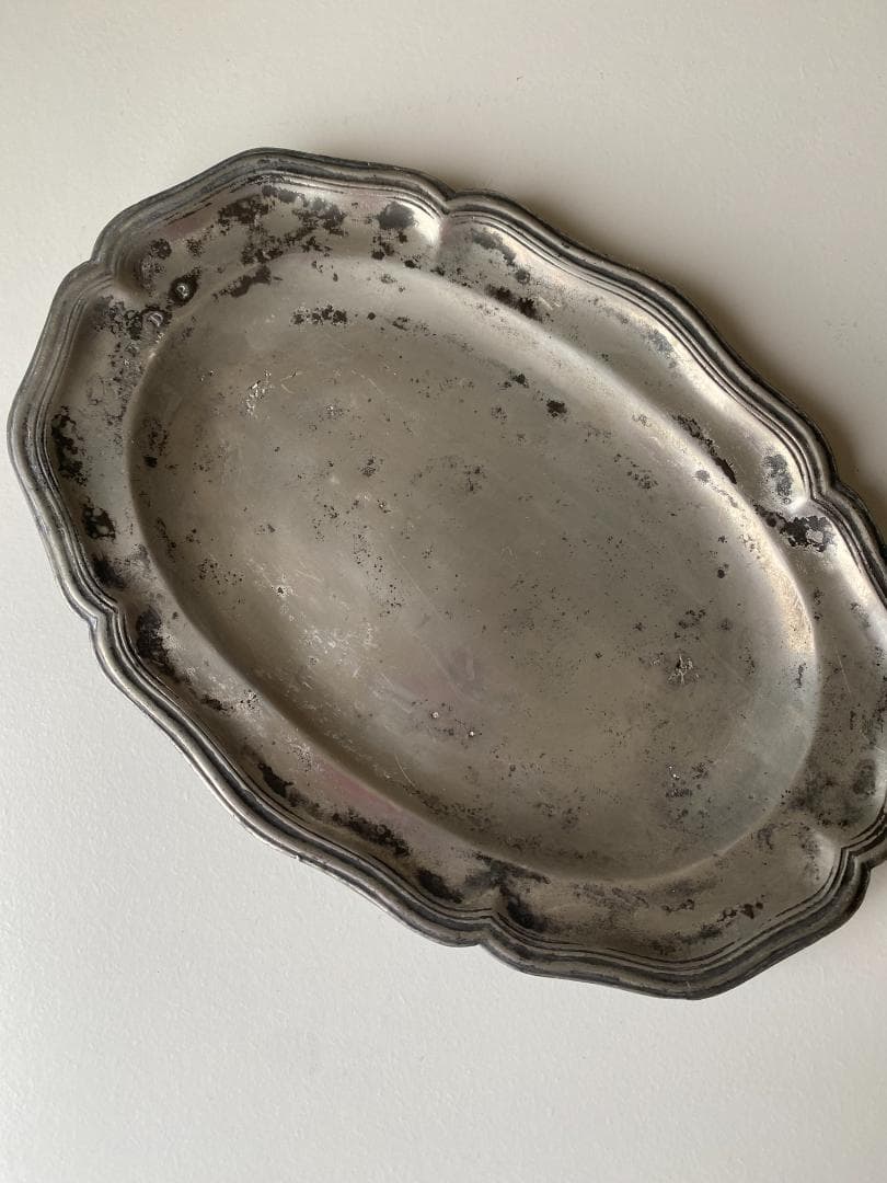 フランス アンティーク 枯れた エタン ピューター 花リム ラヴィエ 平皿