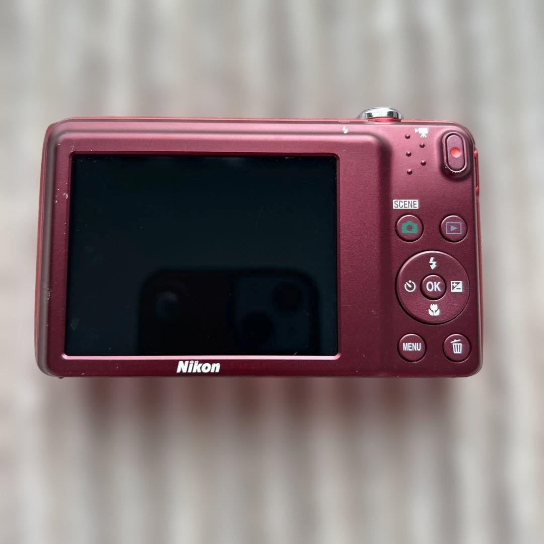 NIKON coolpix ニコン クールピクス　s3500 レッド
