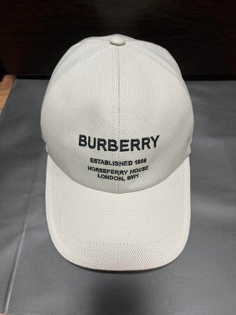 梟さま専用Burberry キャップ