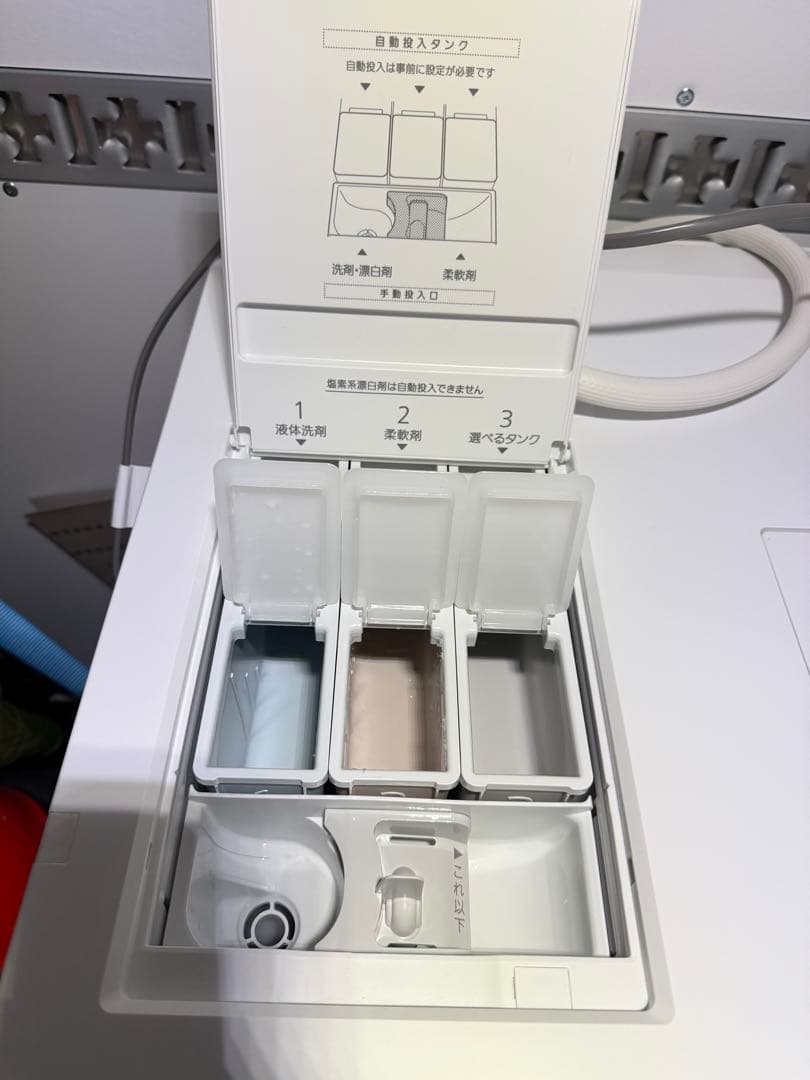 【極美品】2025年8月購入 Panasonic NA-LX129DR