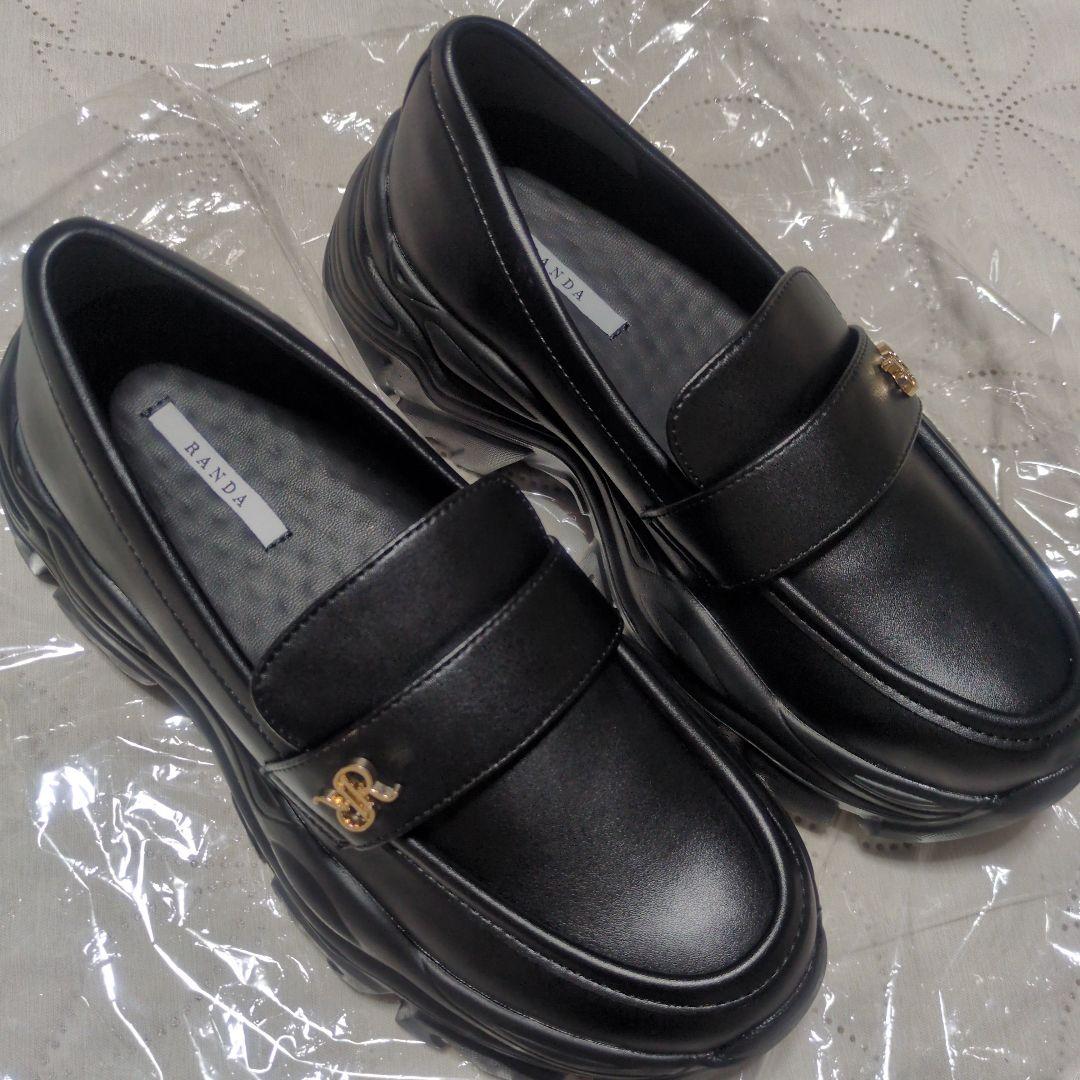 RANDA　ボリュームソールスニーカーライクローファー　ブラック　小さいサイズ