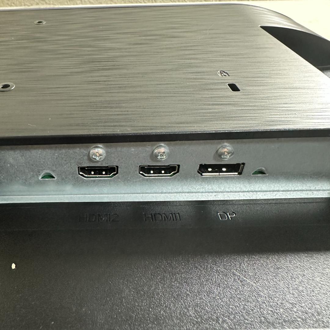 GigaCrysta 240Hz ゲーミングモニター