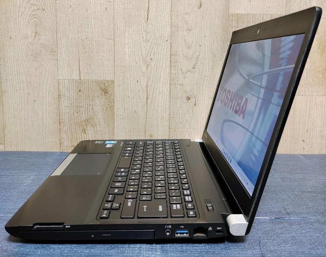 TOSHIBA dynabook Corei5 メモリ8GB SSD128GB