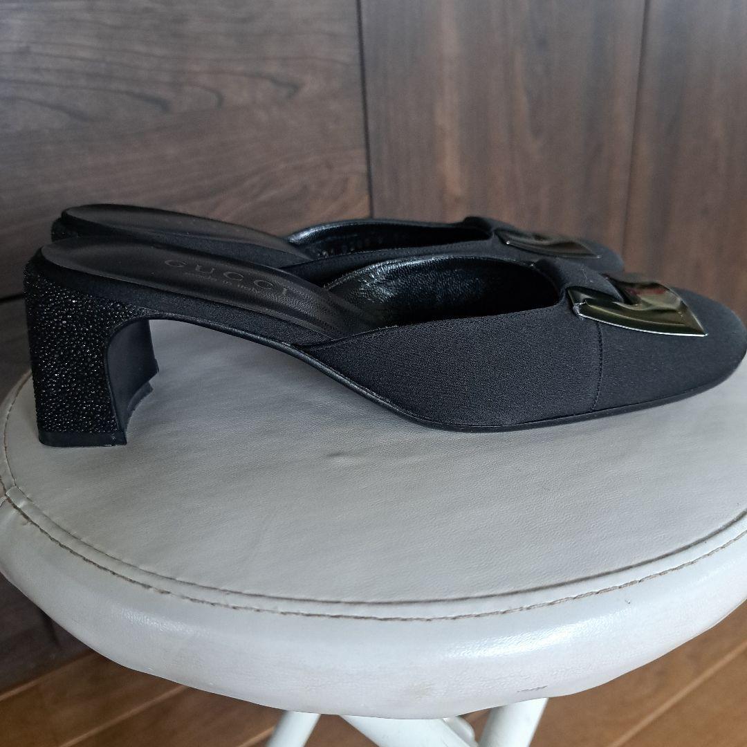 GUCCI ブラック ミュール サンダル