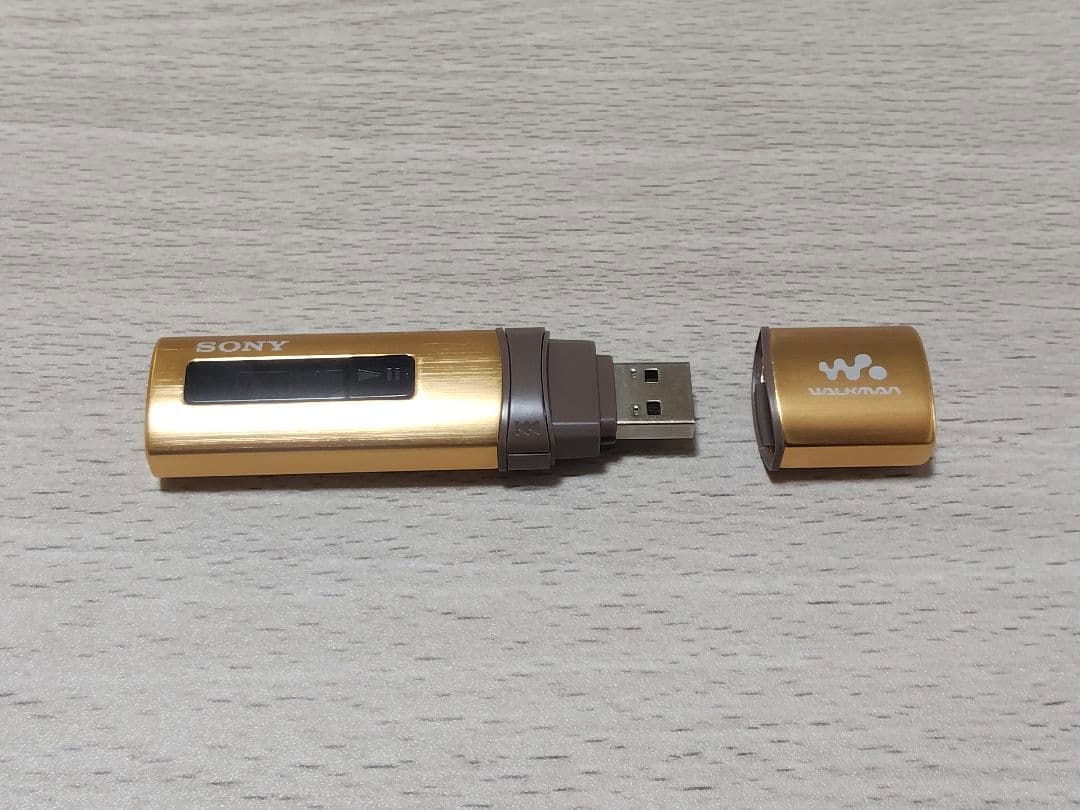 SONY ウォークマン ゴールド