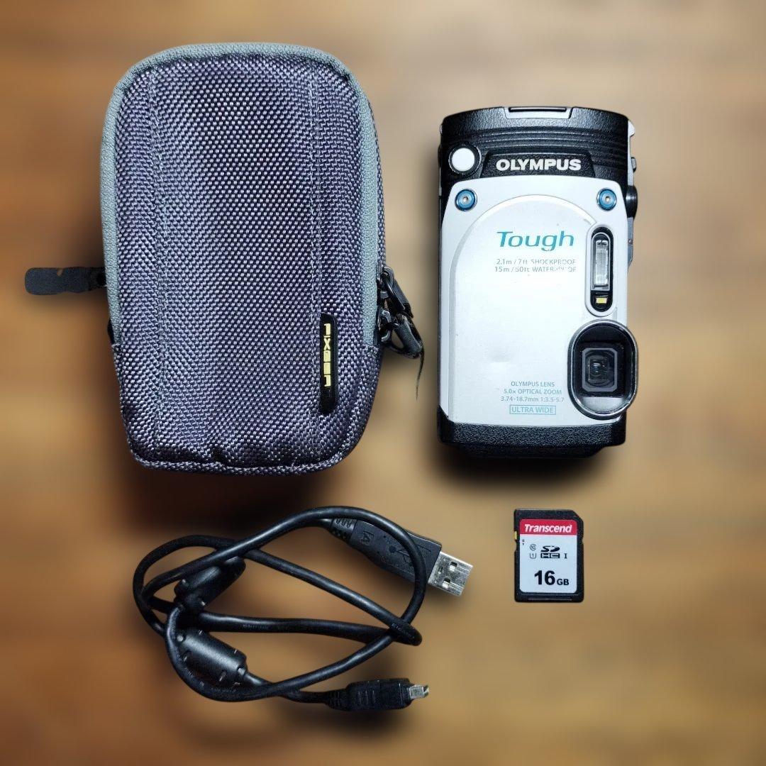 OLYMPUS STYLUS TG-870 Tough デジカメ