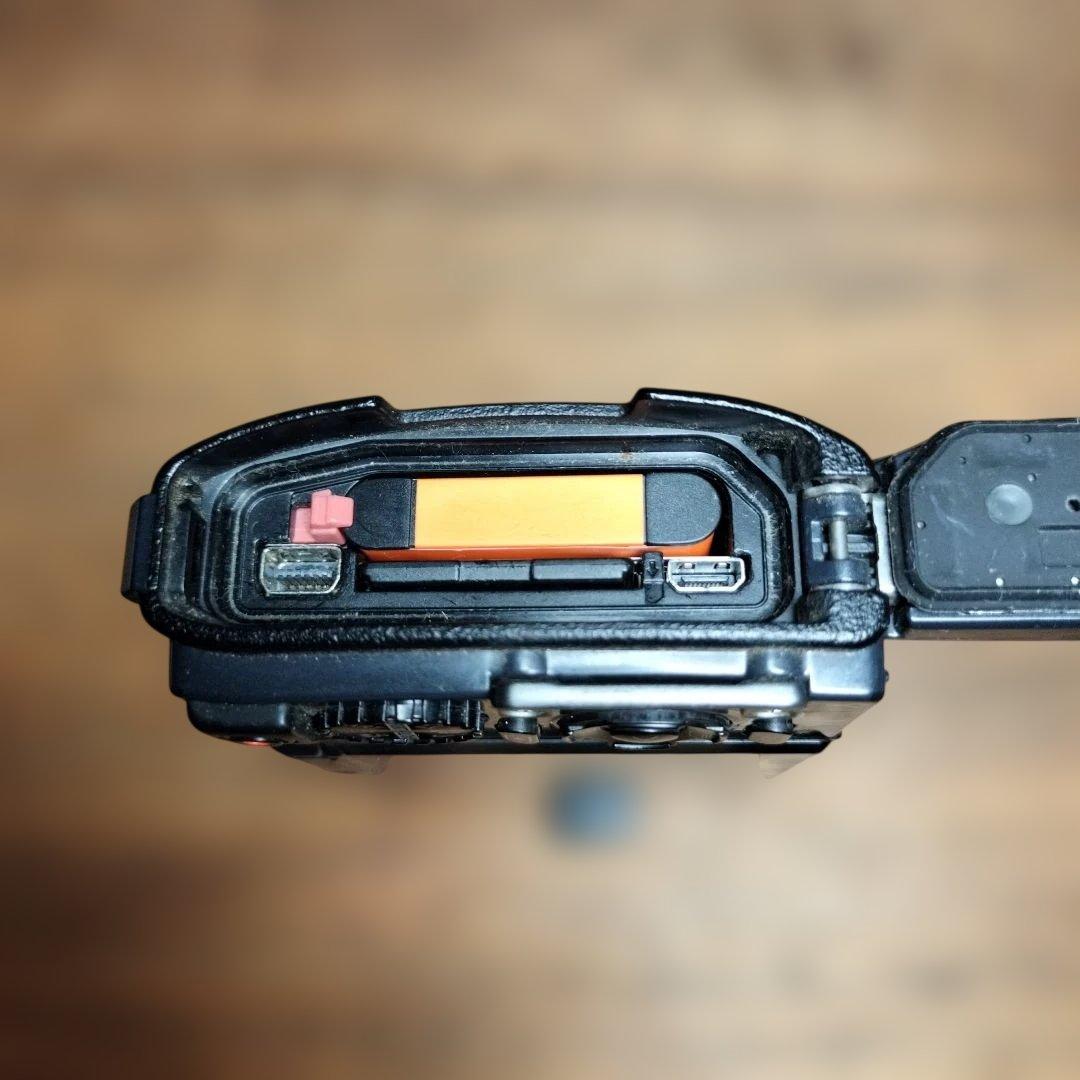 OLYMPUS STYLUS TG-870 Tough デジカメ