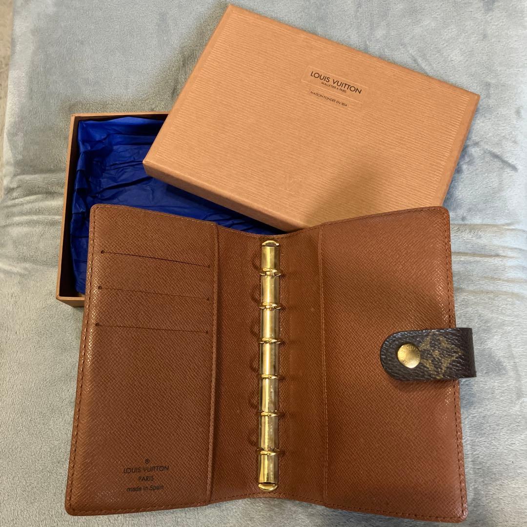 LOUIS VUITTON モノグラム手帳