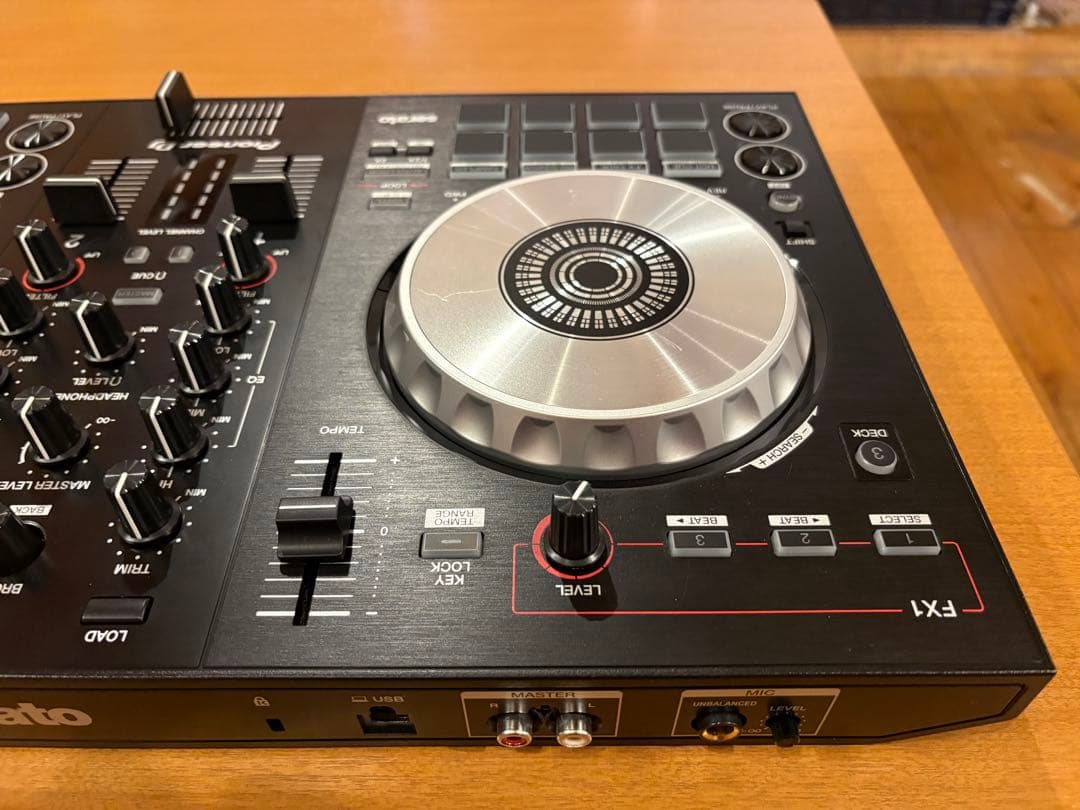 Pioneer DJ DDJ-SB3 本体