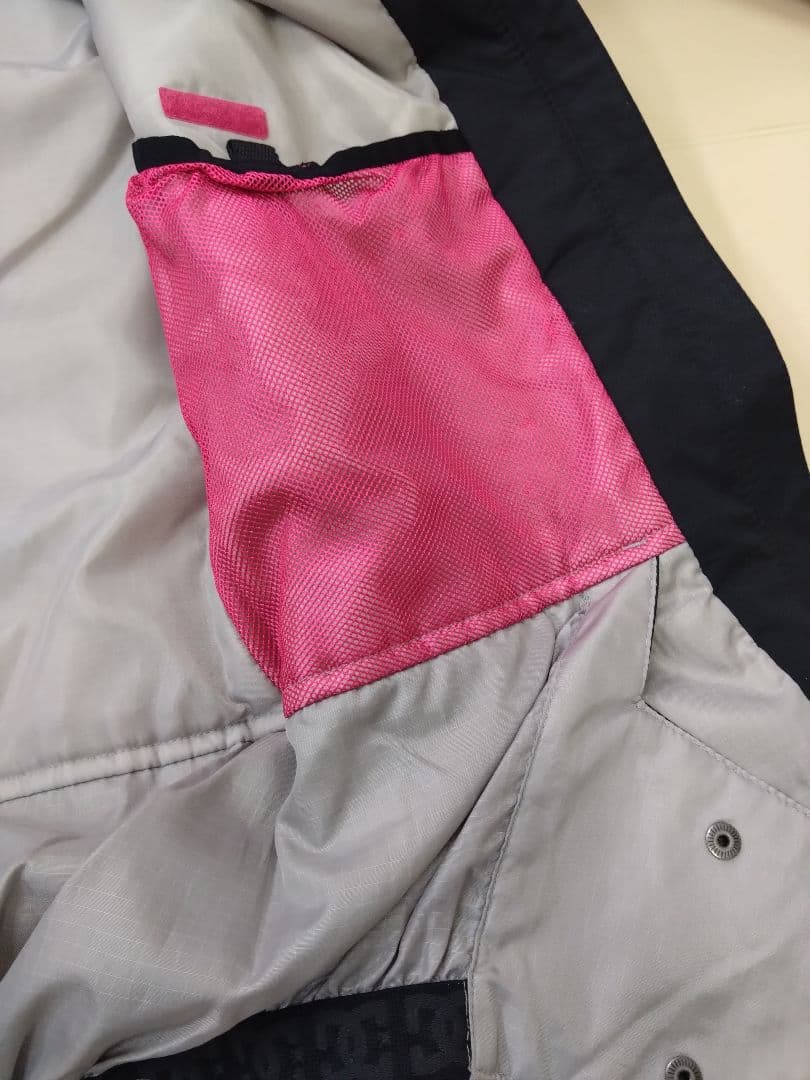 DC　レディース　 スノーボードウェア　Sサイズ　ピンク/ブラック