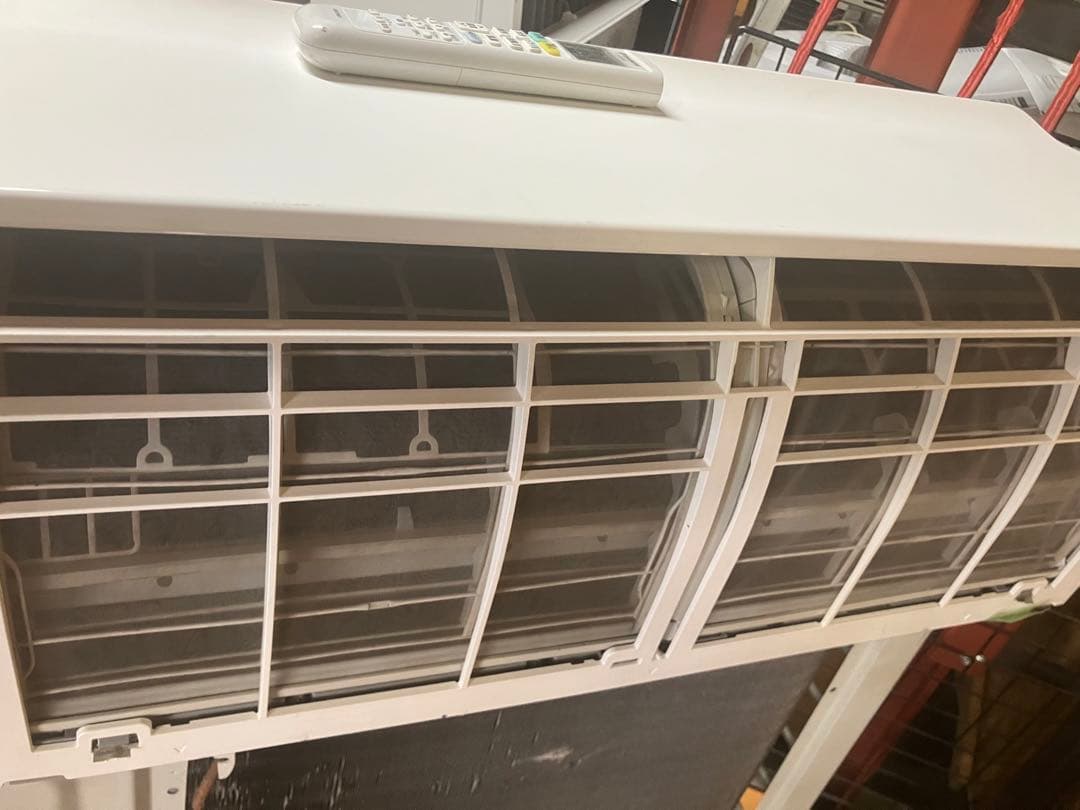 大阪引取限定　DAIKIN AN28VCS-W エアコン本体 2018年製