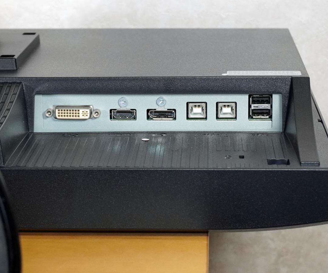 a*f様 EIZO ColorEdge-CS230