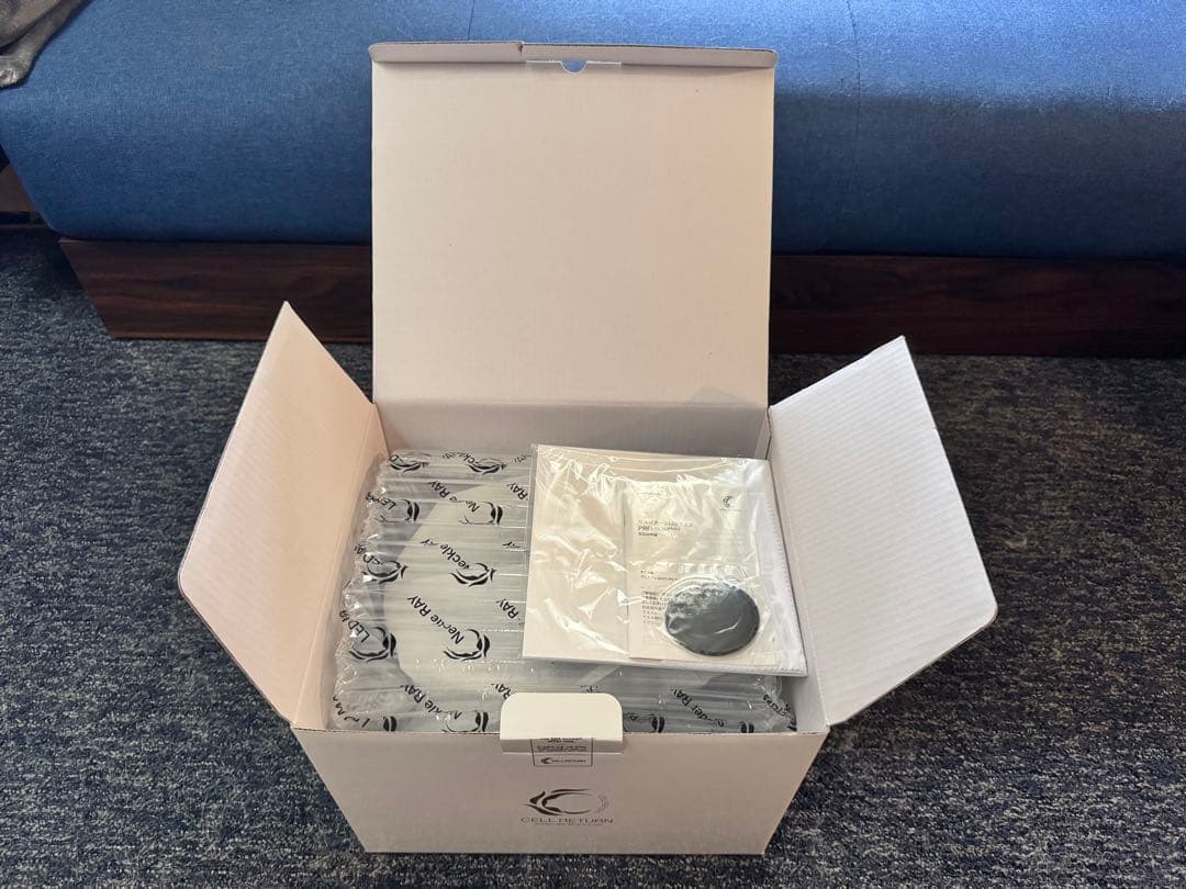 【新品未使用】セルリターンLEDマスクプレミアム