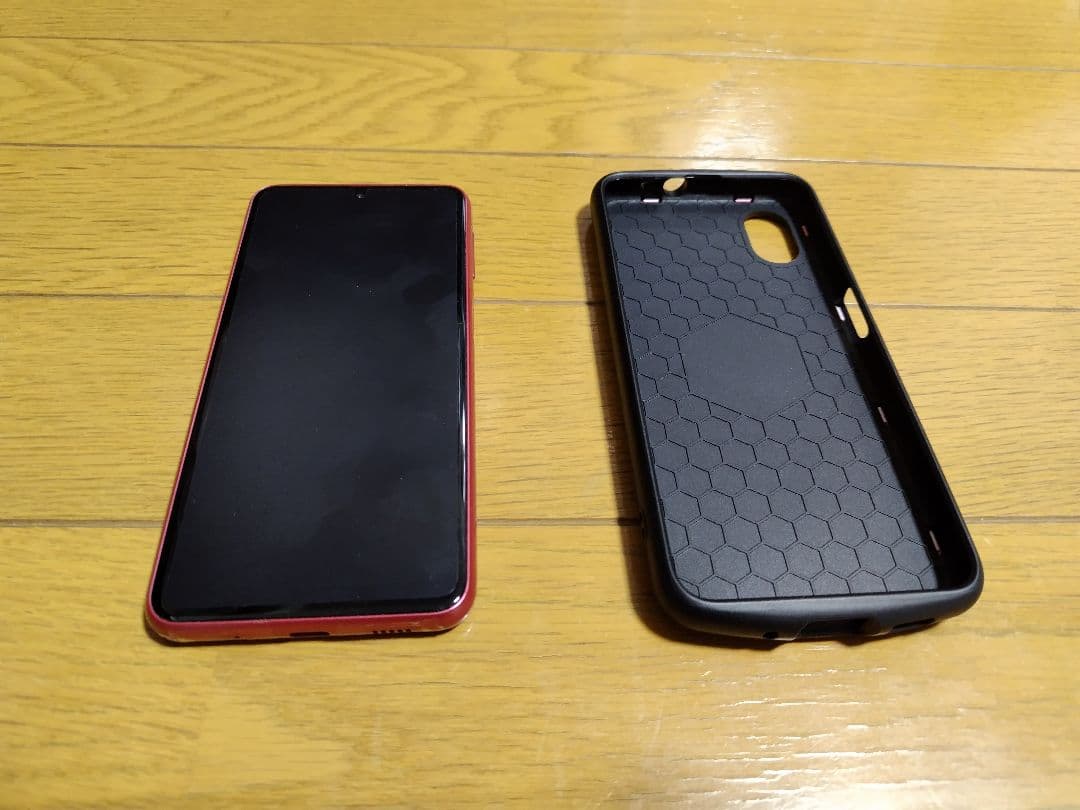 【ほぼ未使用】ドコモ GalaxyA23 5G レッド スマホカバー付き