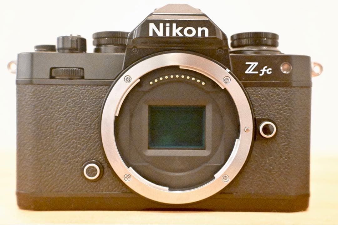 Nikon Z fc ミラーレス一眼 本体