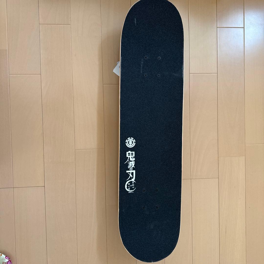 新品 鬼滅の刃 ELEMENT コラボ スケボー