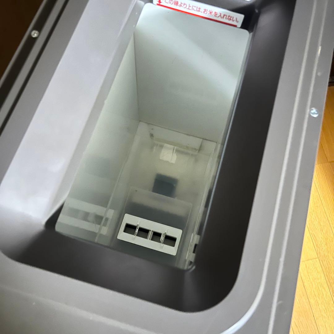 MK(エムケー)精工 保冷米びつ クールエース 米容量31kg HK-131