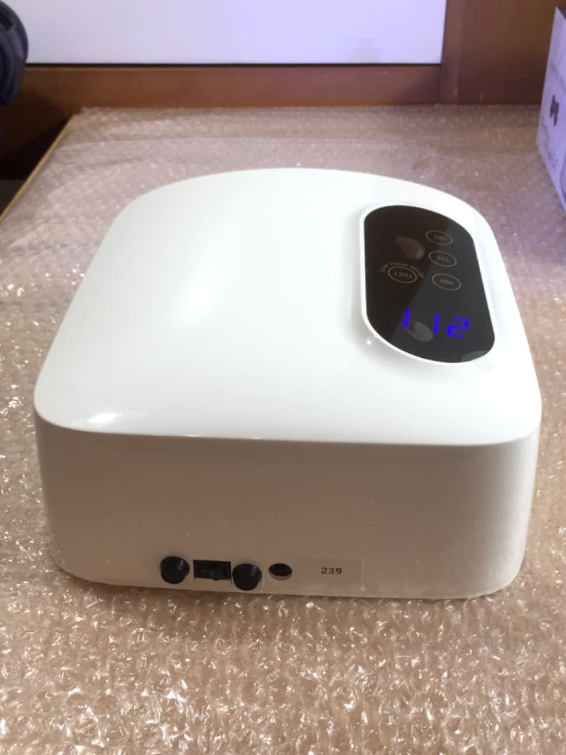 ○LEAFGEL PREMIUM コードレスLEDライト 美容 [美品完動品]