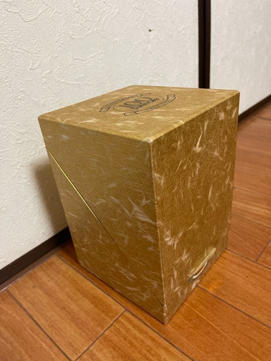 サントリー 創業100周年記念ウイスキー　感謝百年  有田焼