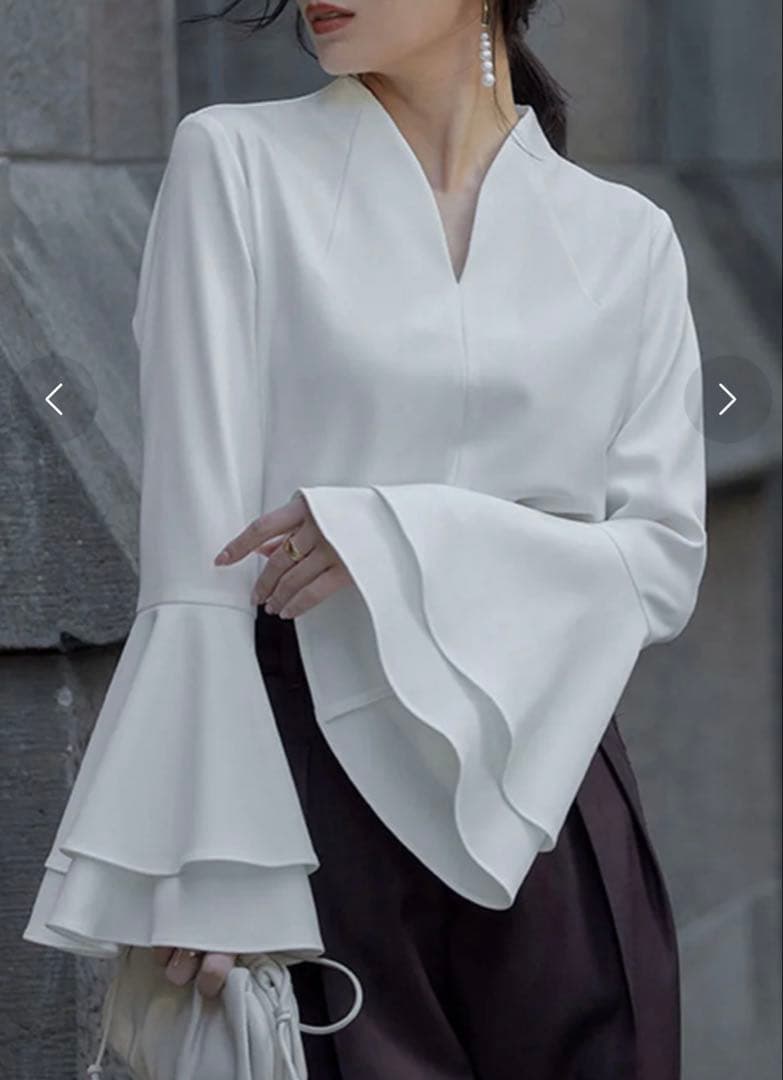 極美品✨️anuans アニュアンス / ラッフルスリーブブラウス