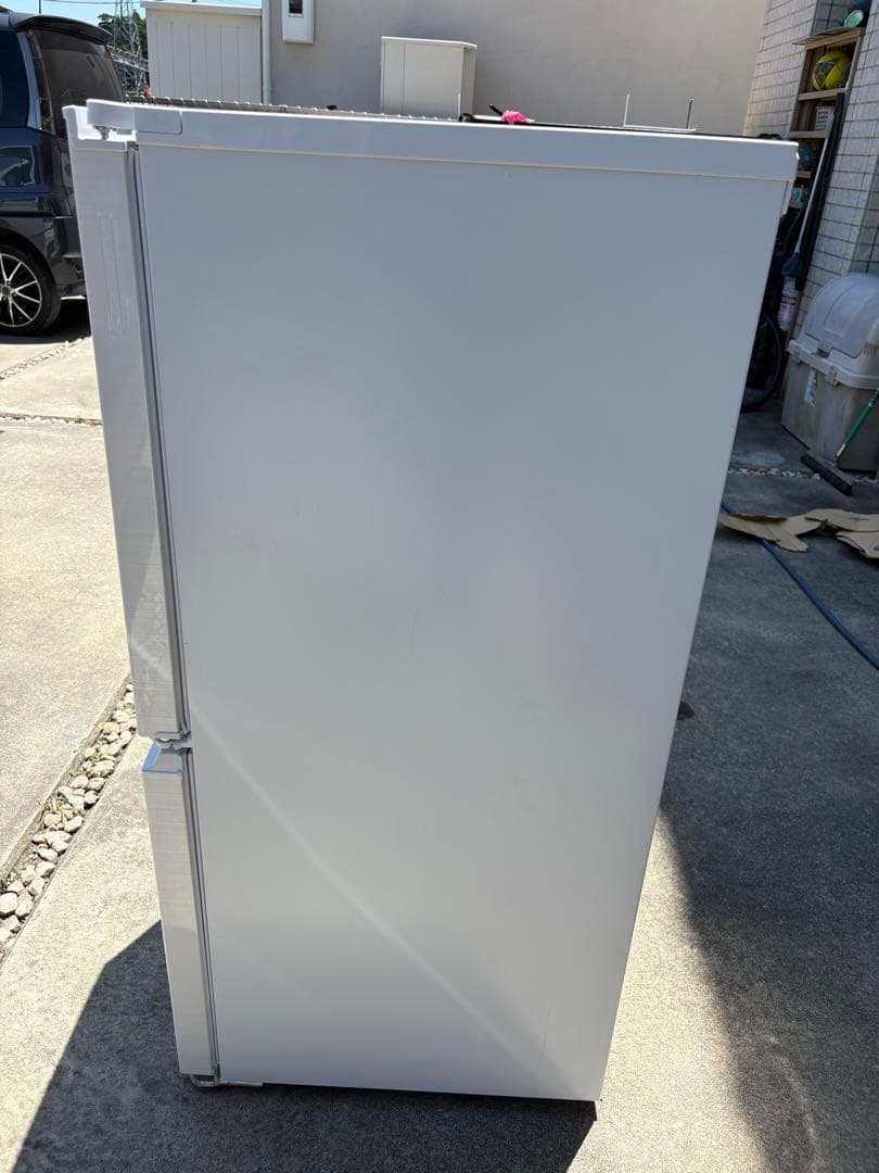 SHARP 冷蔵庫 SJ-D15G-W 152L 2021年製　無料配達可　美品
