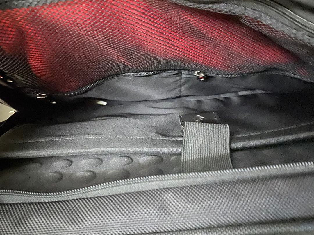 「出張も通勤も、これ1つでスマートに。」