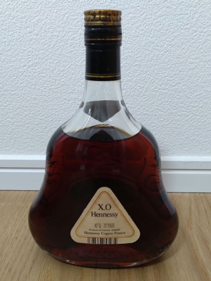 ヘネシーXO 金キャップ クリアボトル 700ml 箱付き