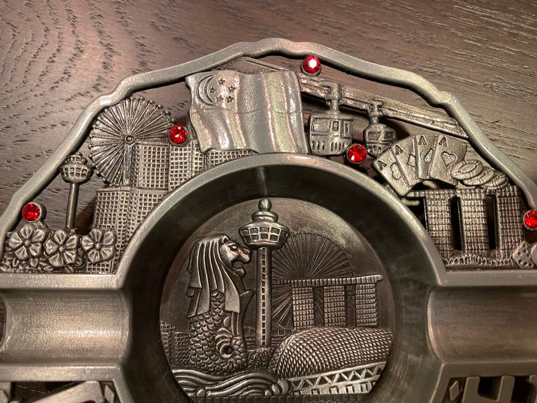 【未使用 美品】シンガポール お土産 灰皿 観賞用 マリーナベイサンズ SG