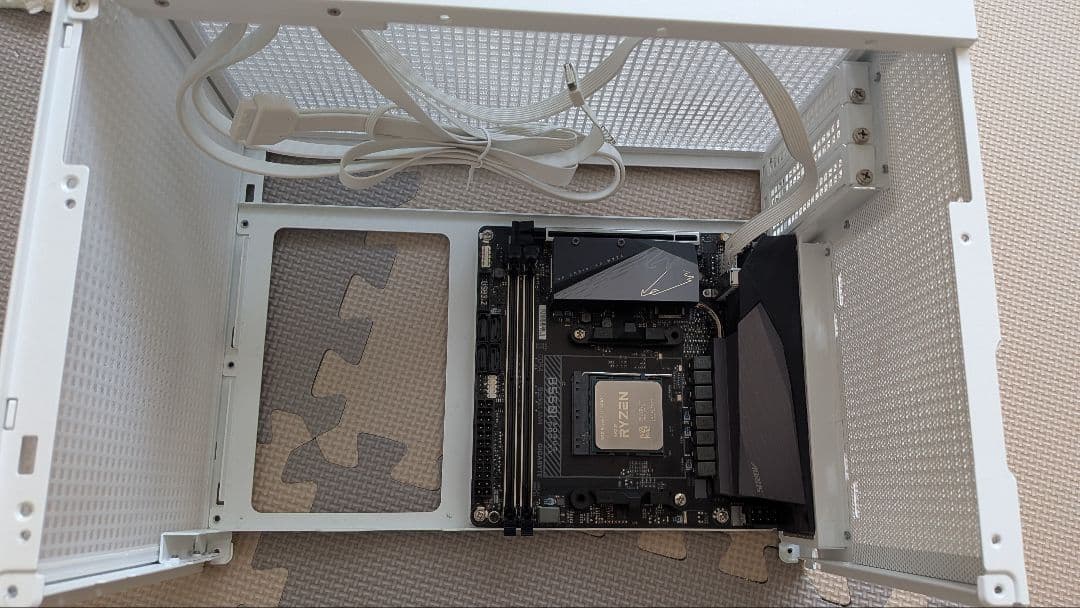 CPU AMD Ryzen5 5700x3d B550I AORUS PRO AX