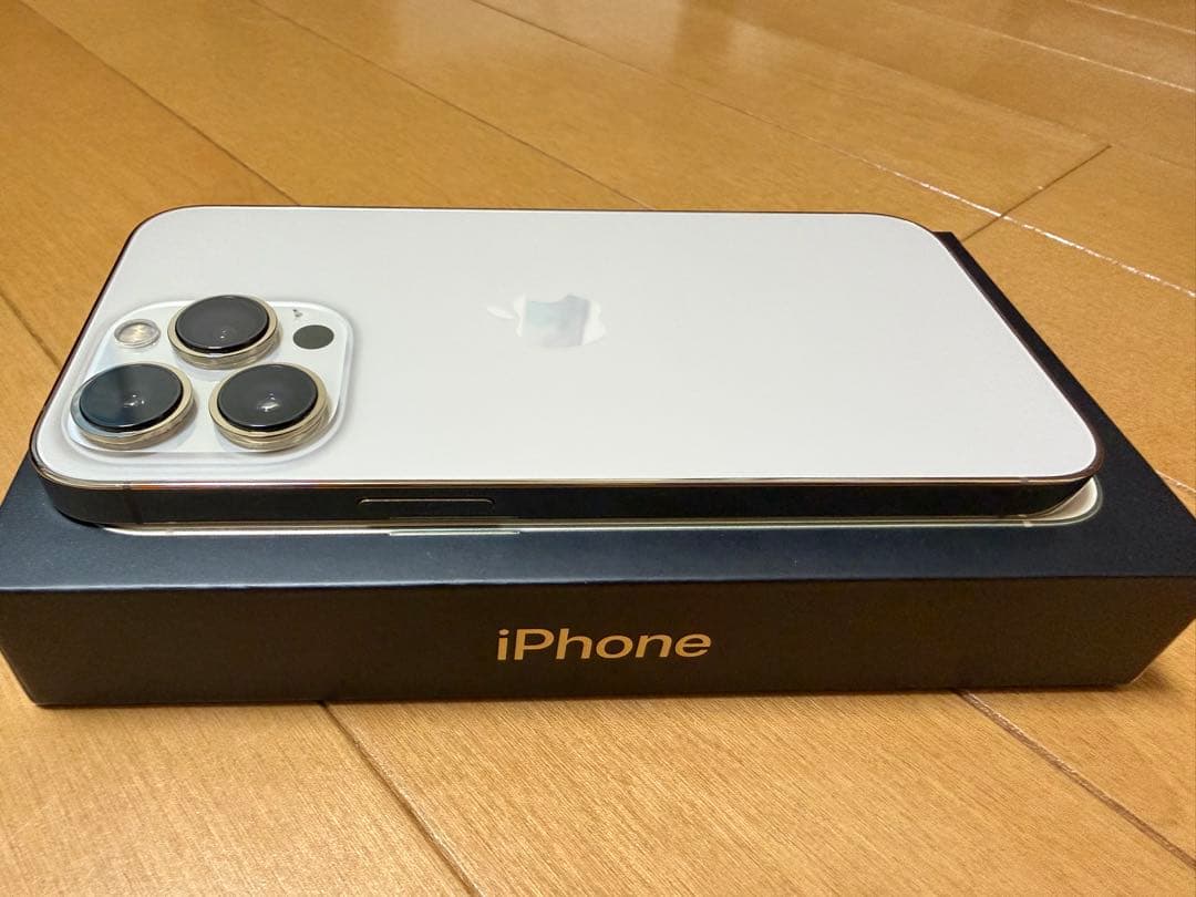 美品 未使用付属品完備Apple iPhone 13 Pro ゴールド
