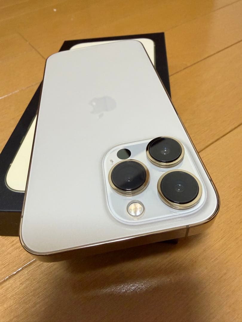 美品 未使用付属品完備Apple iPhone 13 Pro ゴールド