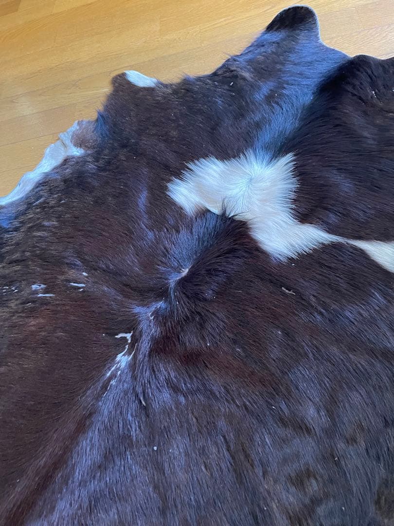 牛革ラグ ハラコラグブラウンホワイト 110cm x 107cm