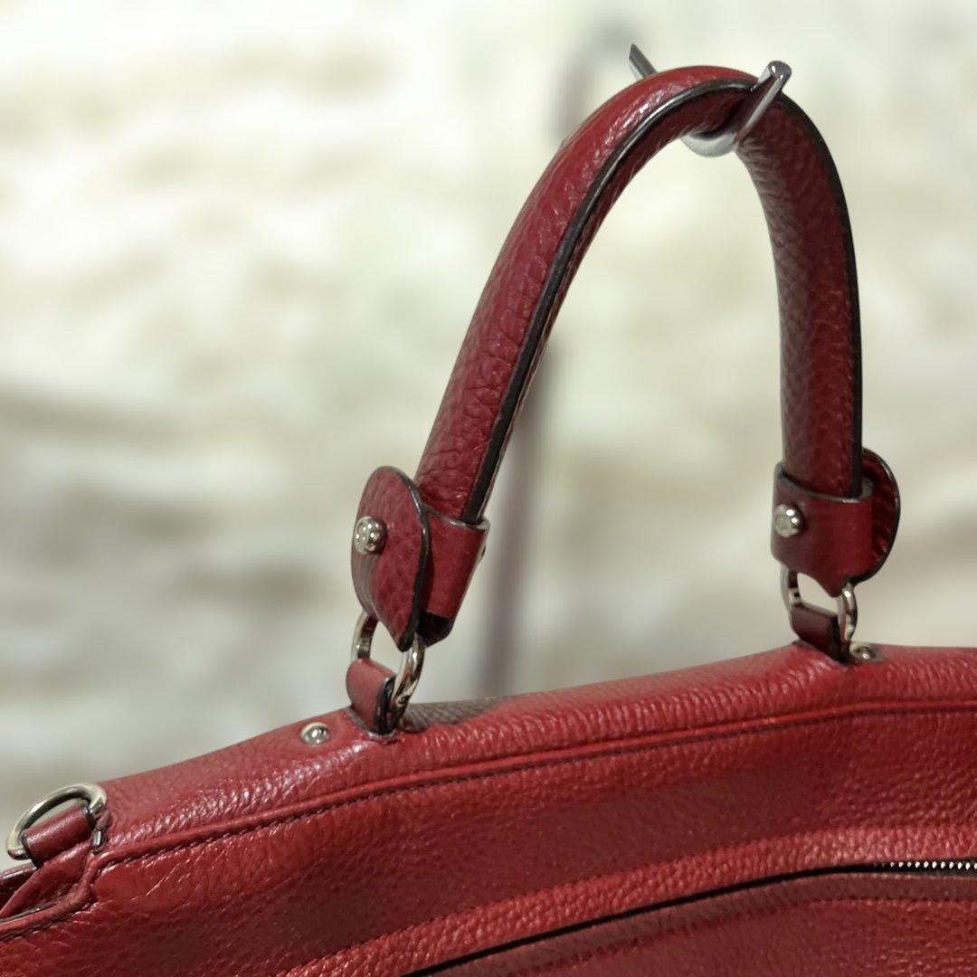 【フェラガモ・ソフィア】ガンチーニツーウェイ 深めの赤✨美品✨突撃セール開催♡