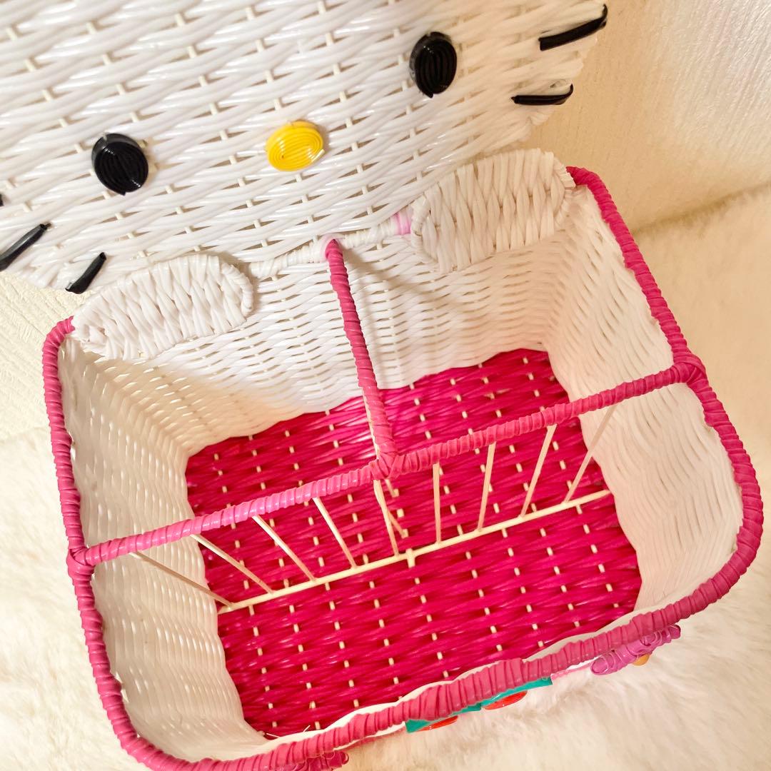 ハローキティ　カオハナキティ　平成レトロ　籐風　編みカゴ　小物入れ　リモコン立て
