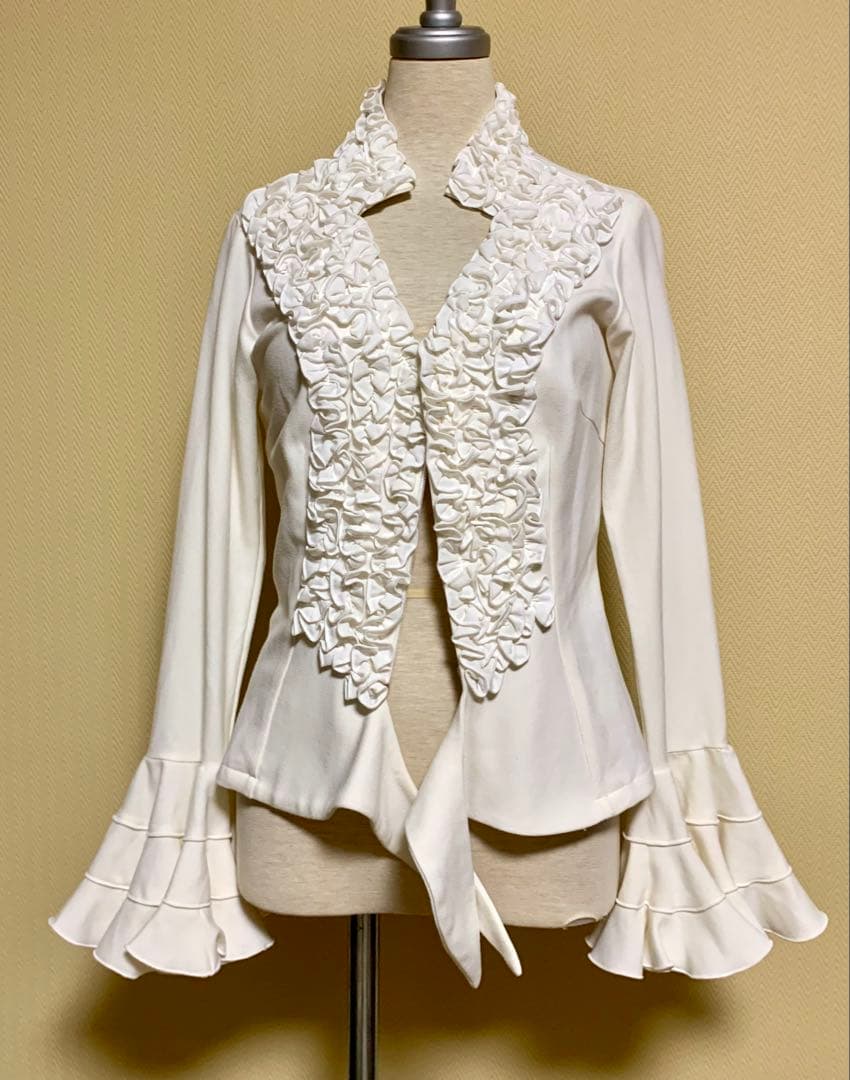 かみん様　フラメンコ 衣装　ソニアジョーンズトップス ホワイト サイズ3