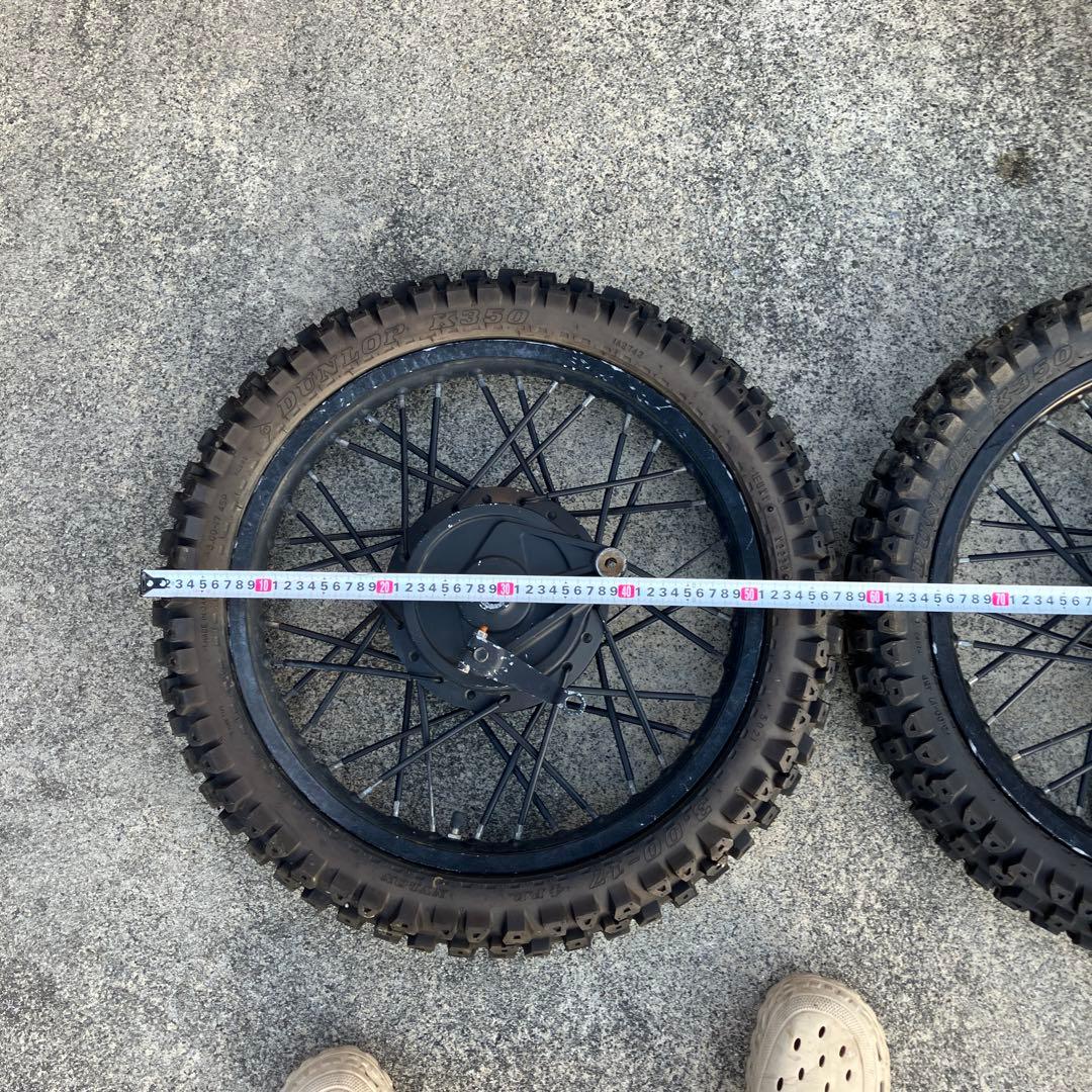 プレスカブ ホイール タイヤ