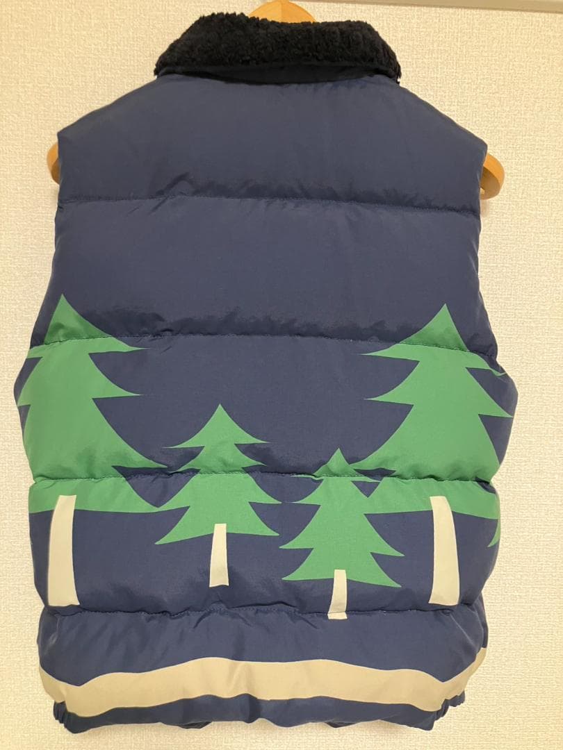 【希少品ビンテージ・ほぼ未使用・サイズＭ】ヘリーハンセン クマ柄ダウンベスト