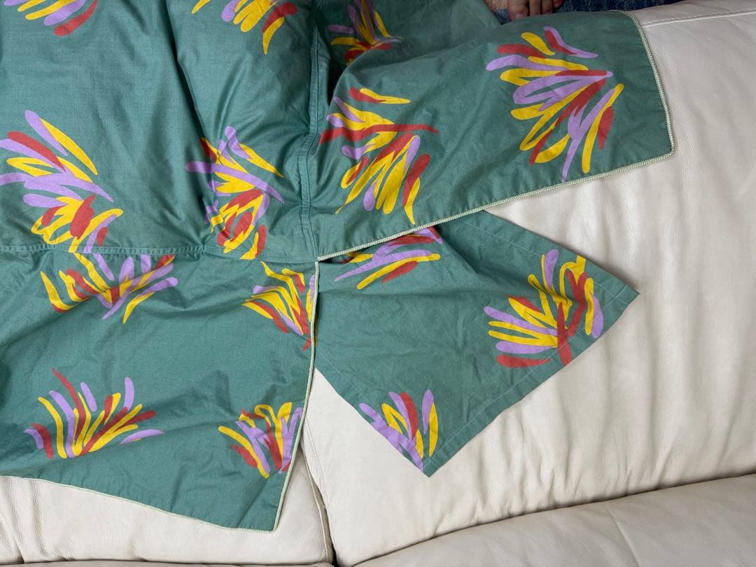 渡*謝様 羽毛掛け布団　ダウン90% 110×200cmセミシングル　寒さを防ぐ